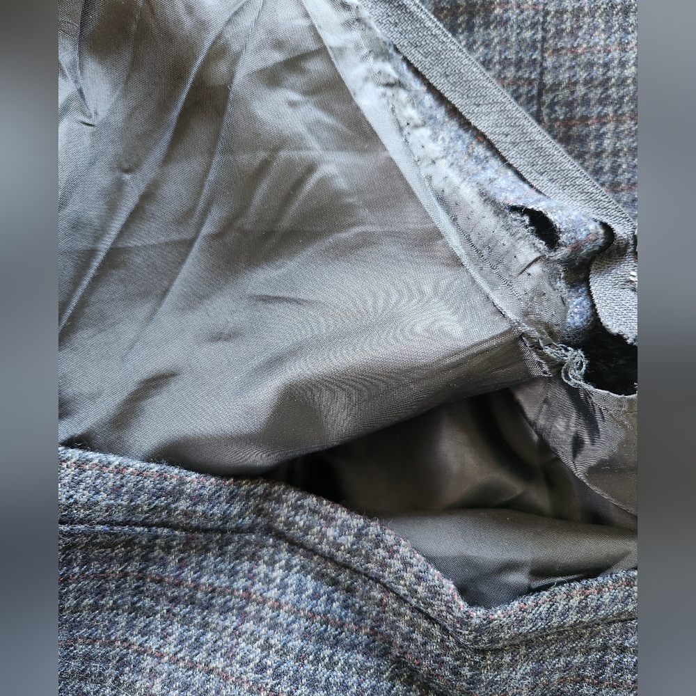Handmade Wool Skirt - Picture 4 of 4